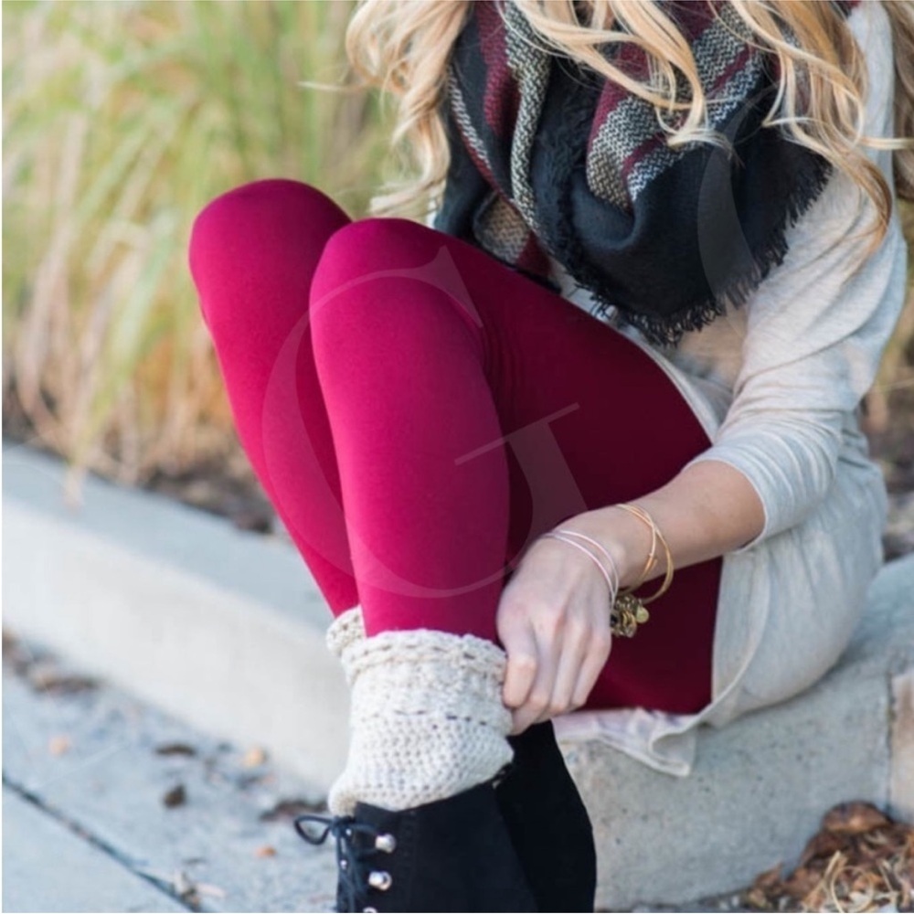 Chic Burgundy Fleece Tights OSFM - Picture 2 of 2